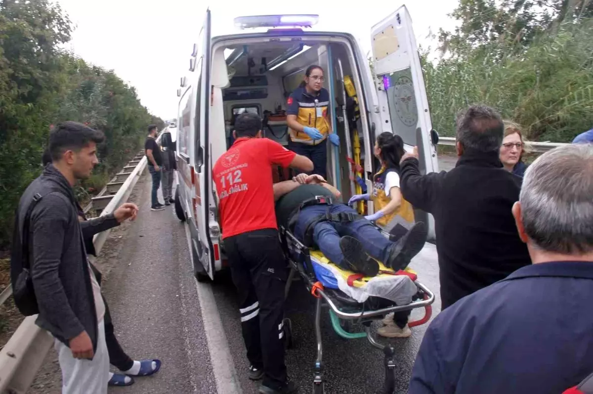 antalyada zincirleme kaza 2 alman turist yarali mV69B67p.jpg