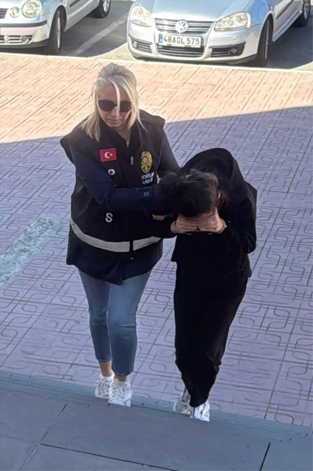 bodrumda bir bebek otel lojmaninda olu bulundu anne tutuklandi mKHUpqn5.jpg
