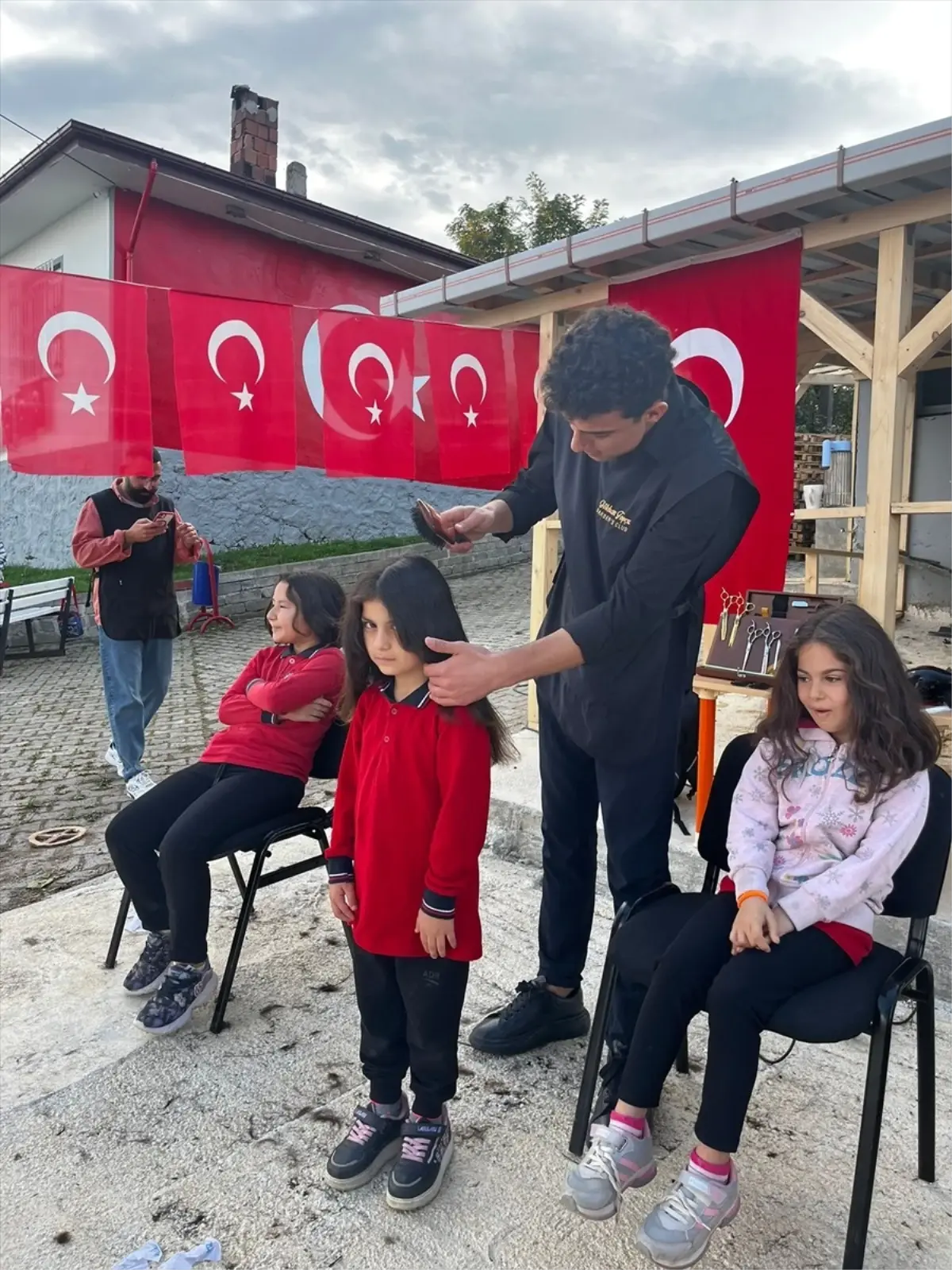 ogrenciler bayram tirasi oldu uipcyZU2.jpg