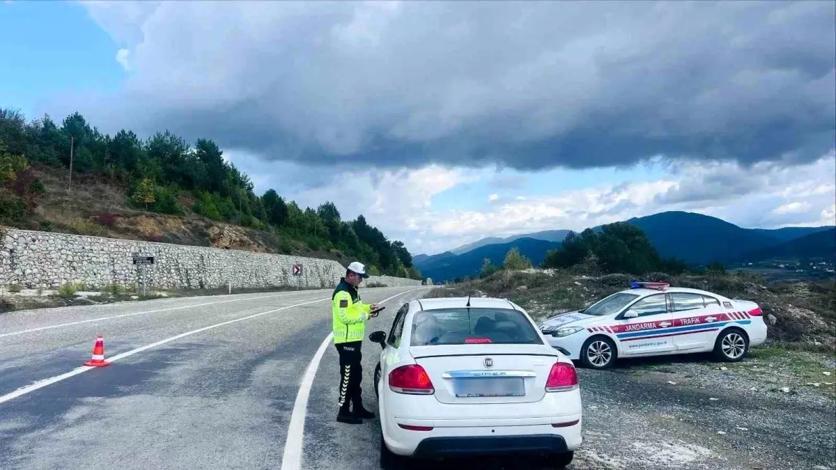 zonguldakta guvenlik operasyonlari cok sayida gozalti ve uyusturucu ele gecirildi dEIzdqha.jpg