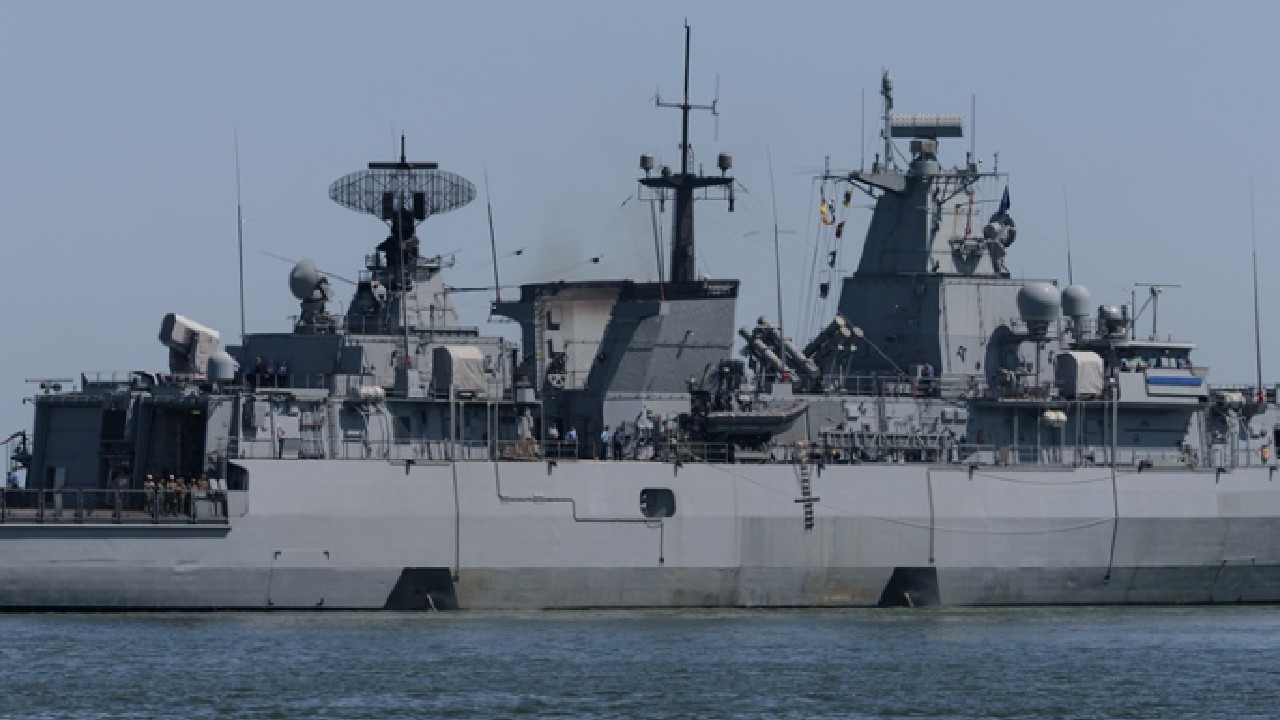 alman donanmasi ihalara karsi lazer silahini test ediyor UhQ9rR1H.jpg